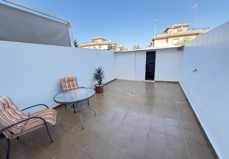 3 slaapkamer Huis te koop in La Zenia met zwembad - € 214.995 (Ref: 10141681)