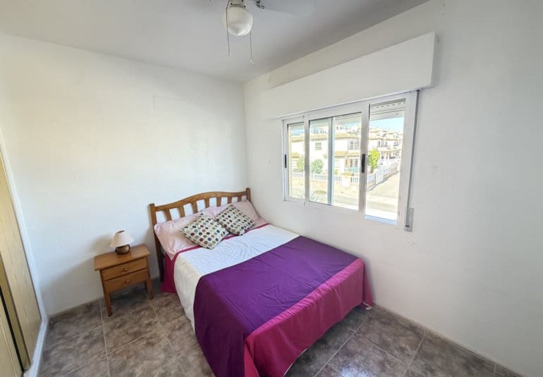 3 slaapkamer Huis te koop in La Zenia met zwembad - € 214.995 (Ref: 10141681)