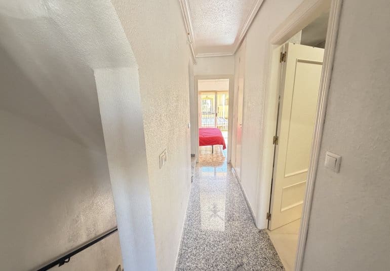 3 slaapkamer Huis te koop in La Zenia met zwembad - € 214.995 (Ref: 10141681)