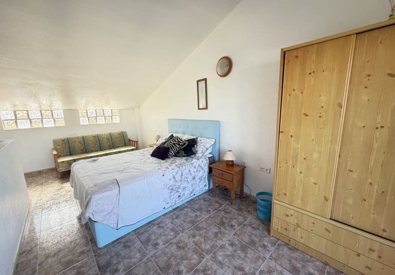 3 slaapkamer Huis te koop in La Zenia met zwembad - € 214.995 (Ref: 10141681)
