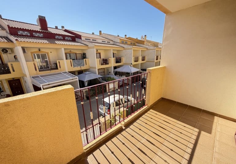 3 slaapkamer Huis te koop in La Zenia met zwembad - € 214.995 (Ref: 10141681)