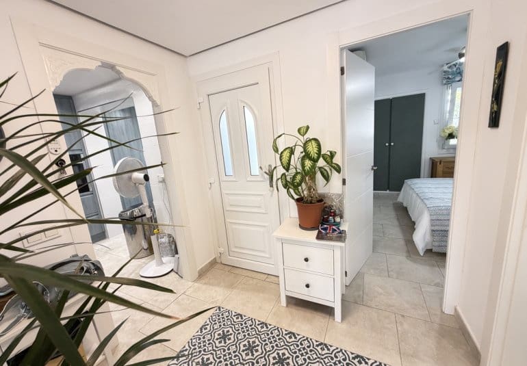 2 soveværelse Bungalow til salg i Villamartin - € 295.000 (Ref: 10141683)