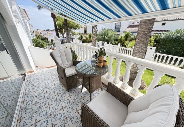 2 soveværelse Bungalow til salg i Villamartin, Orihuela - € 295.000 (Ref: 10141683)