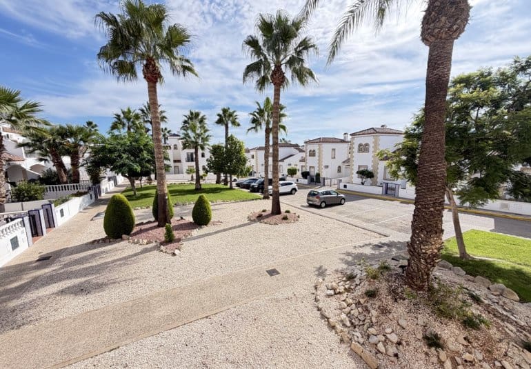 2 slaapkamer Appartement te koop in Villamartin met zwembad - € 189.995 (Ref: 10157254)