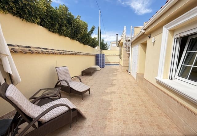 4 soveværelse Villa til salg i Cabo Roig, Orihuela med swimmingpool garage - € 749.000 (Ref: 10158923)