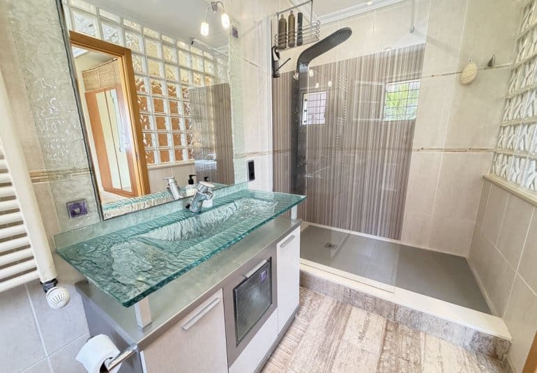 4 soveværelse Villa til salg i Cabo Roig med swimmingpool garage - € 749.000 (Ref: 10158923)