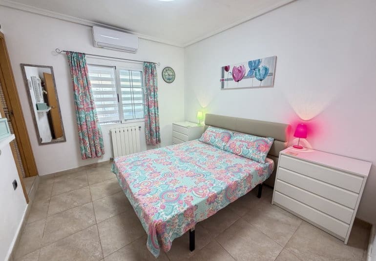 4 soveværelse Villa til salg i Cabo Roig med swimmingpool garage - € 749.000 (Ref: 10158923)