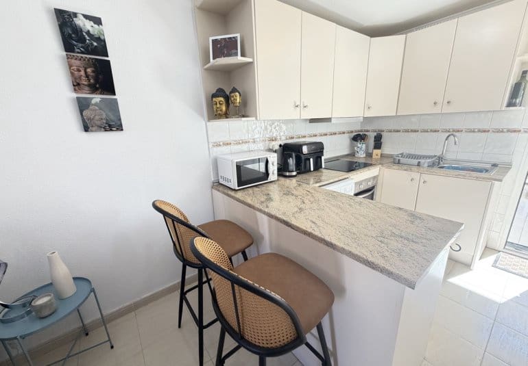 2 makuuhuone Huoneisto myytävänä paikassa Villamartin mukana uima-altaan 
autotalli - 159 995 € (Ref: 10173225)