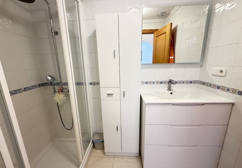 2 makuuhuone Huoneisto myytävänä paikassa Villamartin mukana uima-altaan 
autotalli - 159 995 € (Ref: 10173225)
