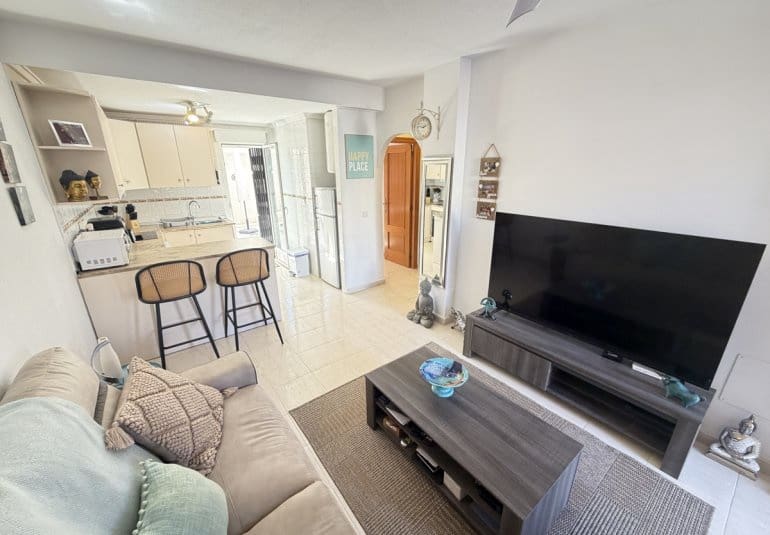 2 makuuhuone Huoneisto myytävänä paikassa Villamartin mukana uima-altaan 
autotalli - 159 995 € (Ref: 10173225)