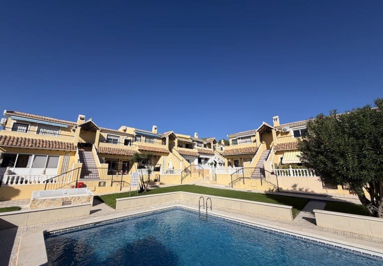 2 quarto Apartamento para venda em Villamartin com piscina - 164 995 € (Ref: 10173227)
