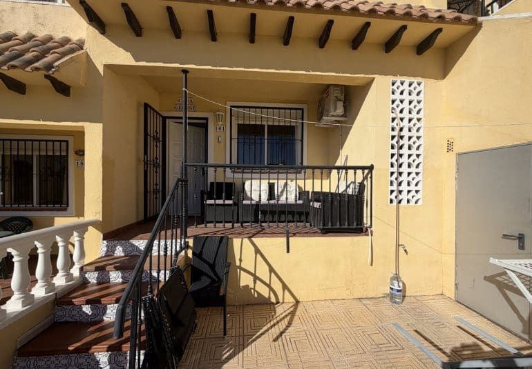 2 quarto Apartamento para venda em Villamartin com piscina - 164 995 € (Ref: 10173227)