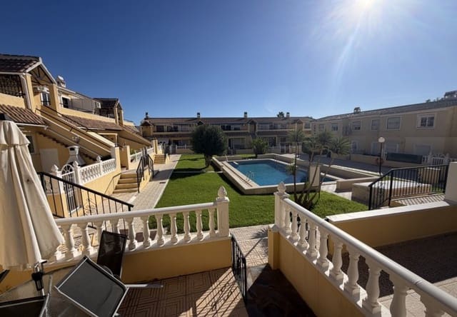 2 slaapkamer Appartement te koop in Villamartin, Orihuela met zwembad - € 164.995 (Ref: 10173227)