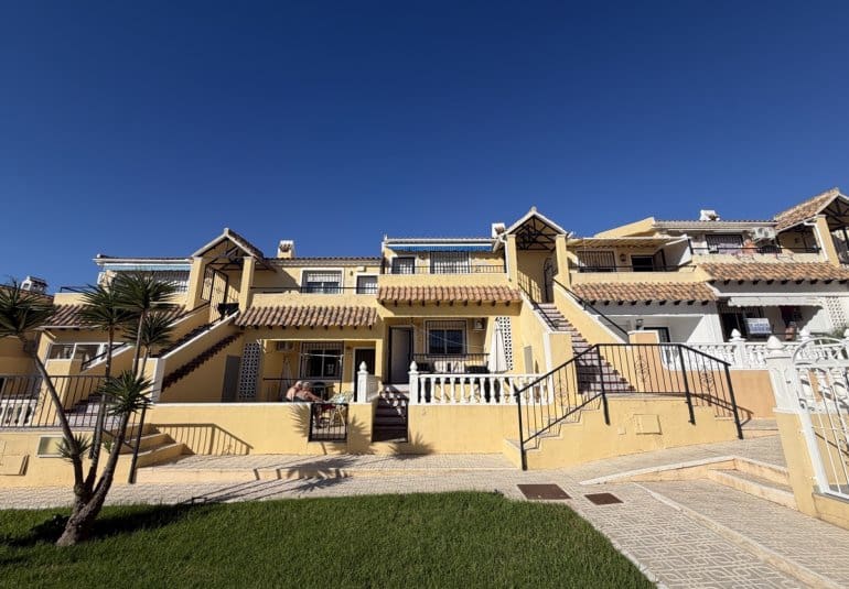 2 quarto Apartamento para venda em Villamartin com piscina - 164 995 € (Ref: 10173227)