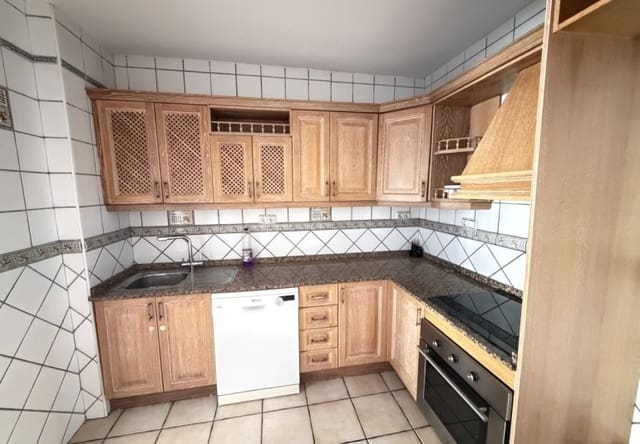 3 soveværelse Semi-Rækkehus til salg i Los Balcones med swimmingpool - € 229.995 (Ref: 10176169)