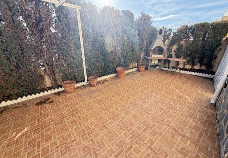 3 chambre Villa/Maison Semi-Mitoyenne à vendre à Los Balcones avec piscine - 229 995 € (Ref: 10176169)