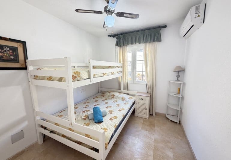 3 chambre Maison de Ville à vendre à Las Ramblas Golf avec piscine garage - 269 995 € (Ref: 10179670)