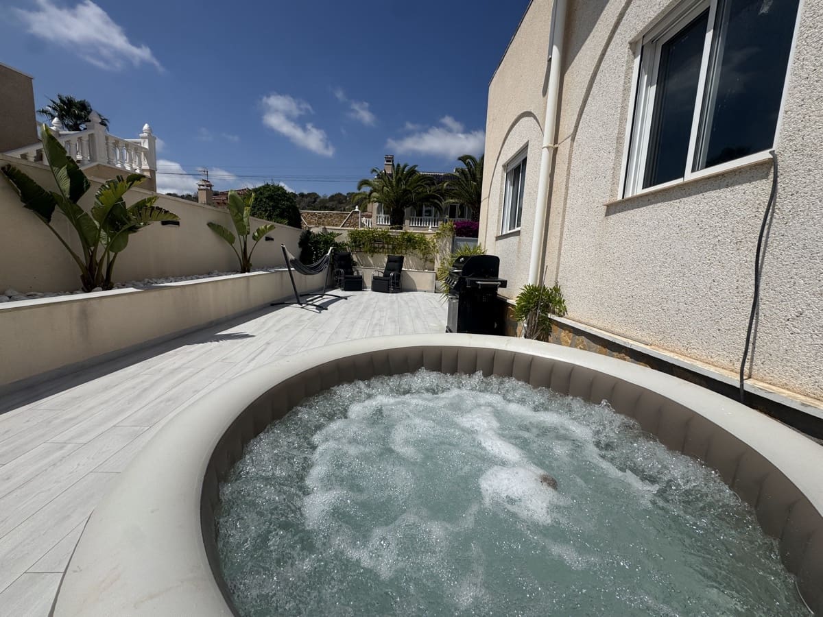 5 soverom Villa til salgs i San Miguel de Salinas - € 599 999 (Ref: 9049989)