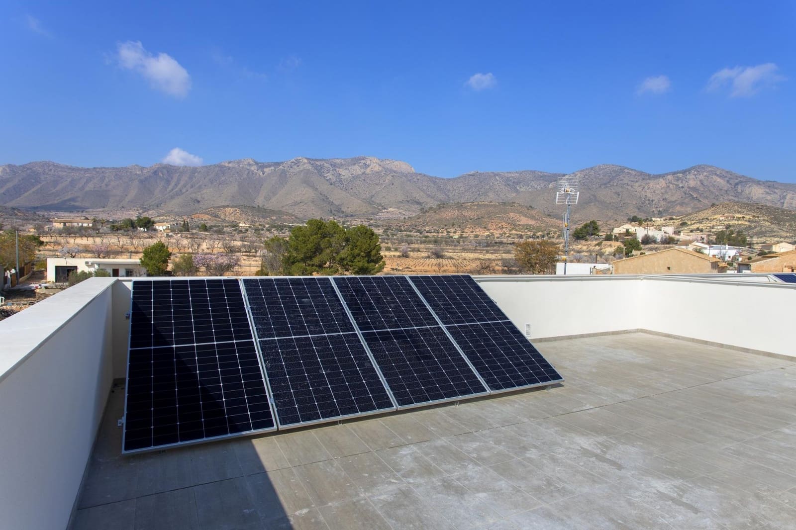 3 bedroom Bungalow for sale in Hondon de las Nieves - € 215,000 (Ref: 9475040)