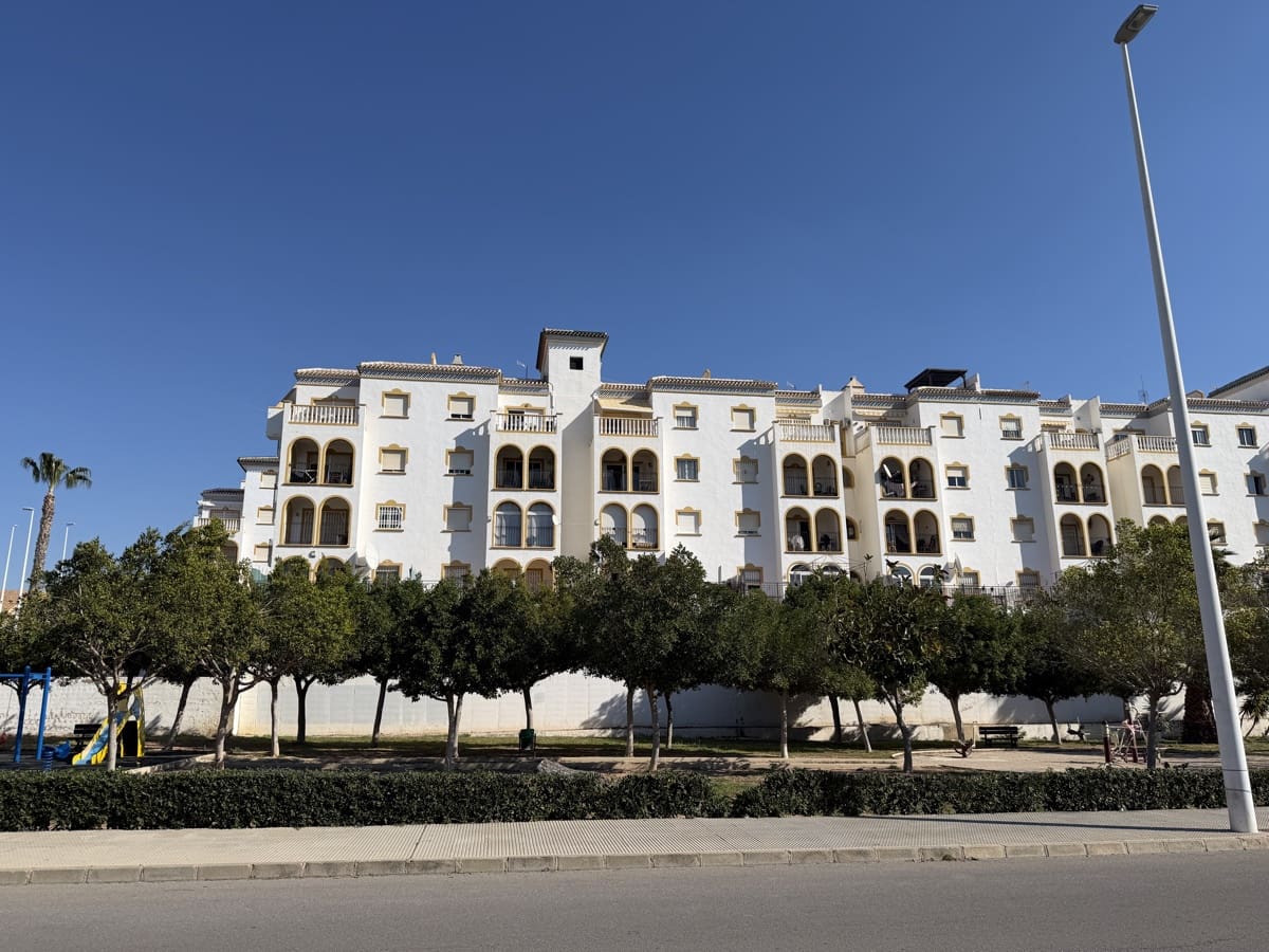 2 bedroom Apartment for sale in La Zenia with pool - € 190,000 (Ref: 9676037)