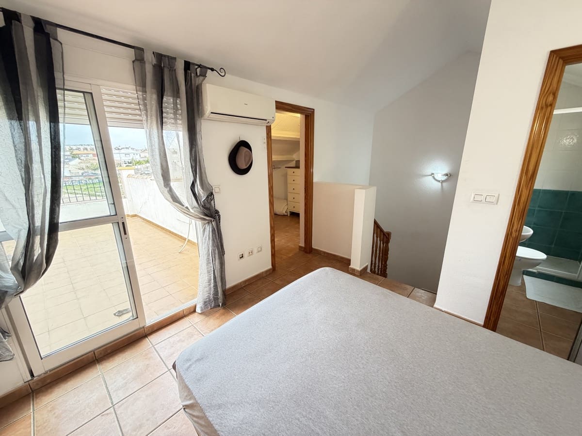 2 Zimmer Bungalow zu verkaufen in Cabo Roig mit Pool - 235.000 € (Ref: 9676041)