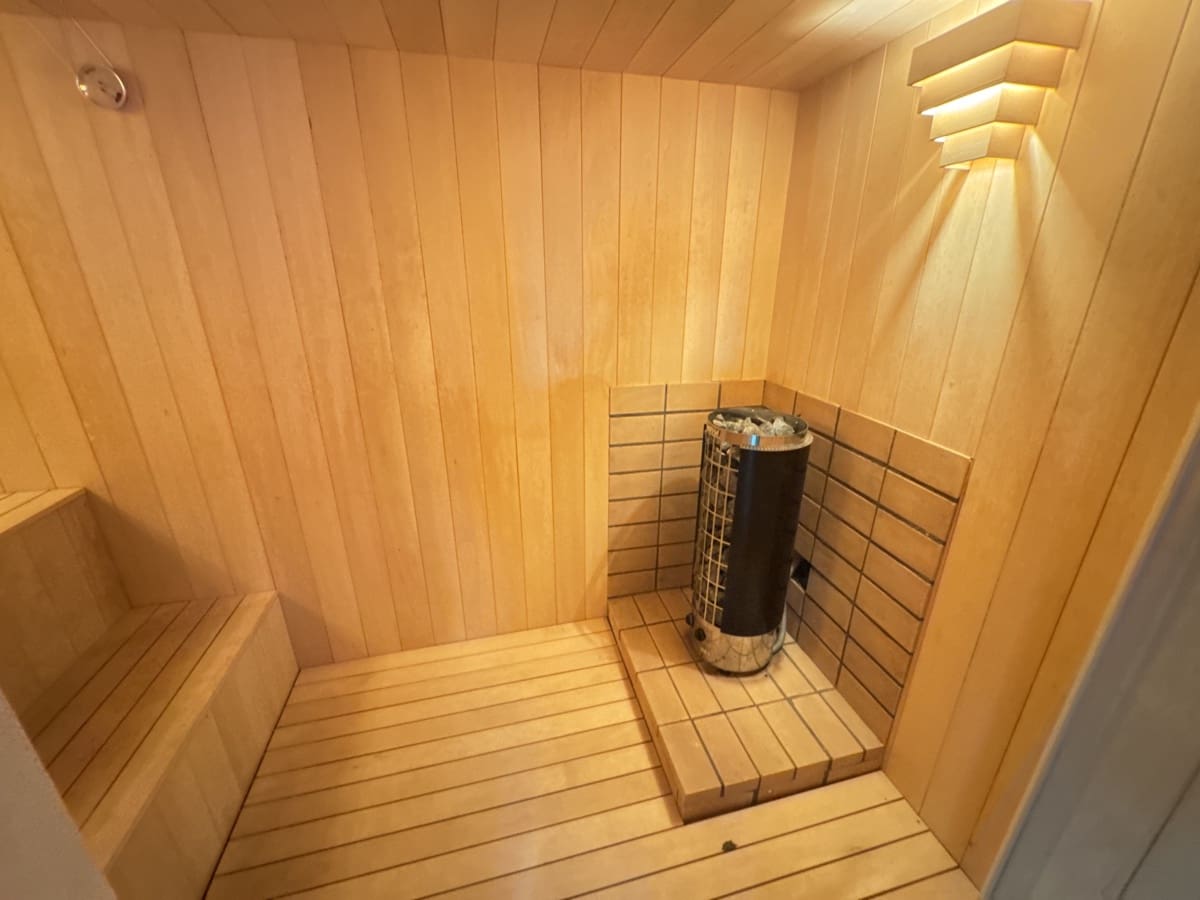 Chalet de 4 habitaciones en Cabo Roig en venta con piscina - 1.700.000 € (Ref: 9676052)