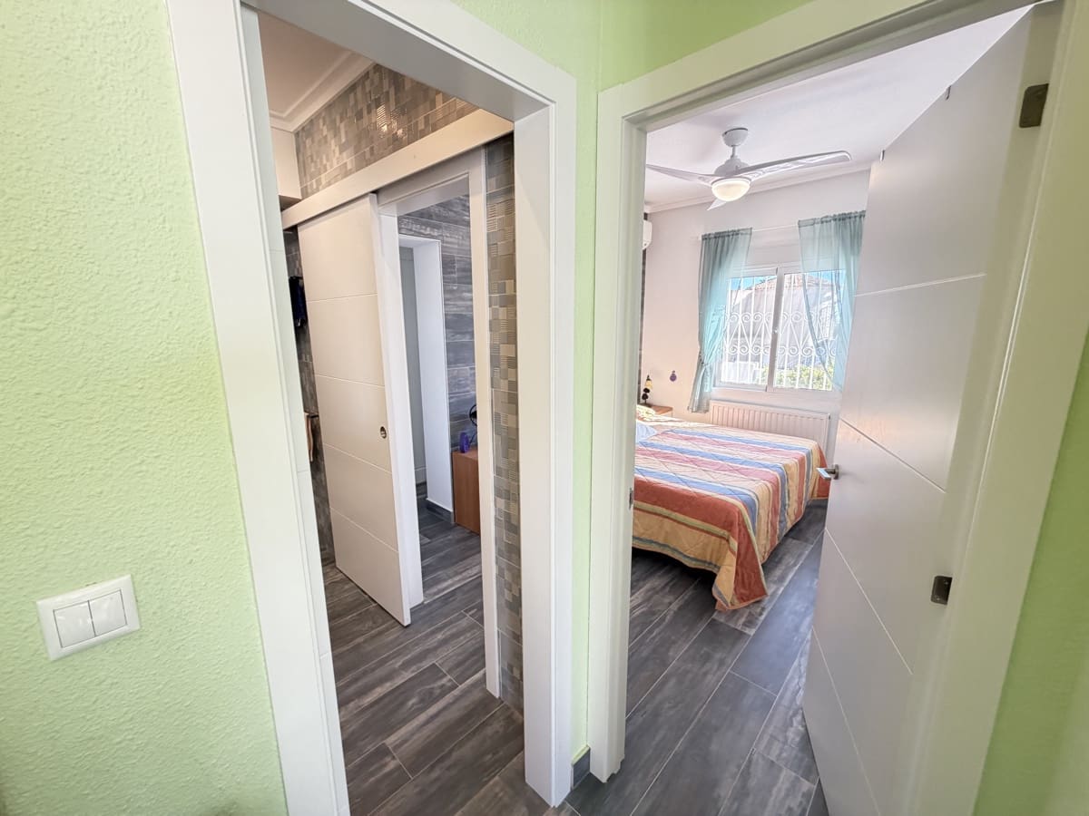 3 camera da letto Villa in vendita in Villamartin con piscina - 399.000 € (Rif: 9688642)