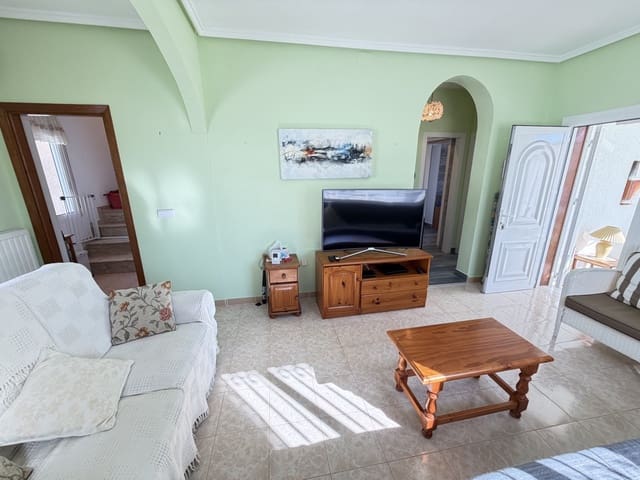 3 Zimmer Villa zu verkaufen in Villamartin, Orihuela mit Pool - 399.000 € (Ref: 9688642)