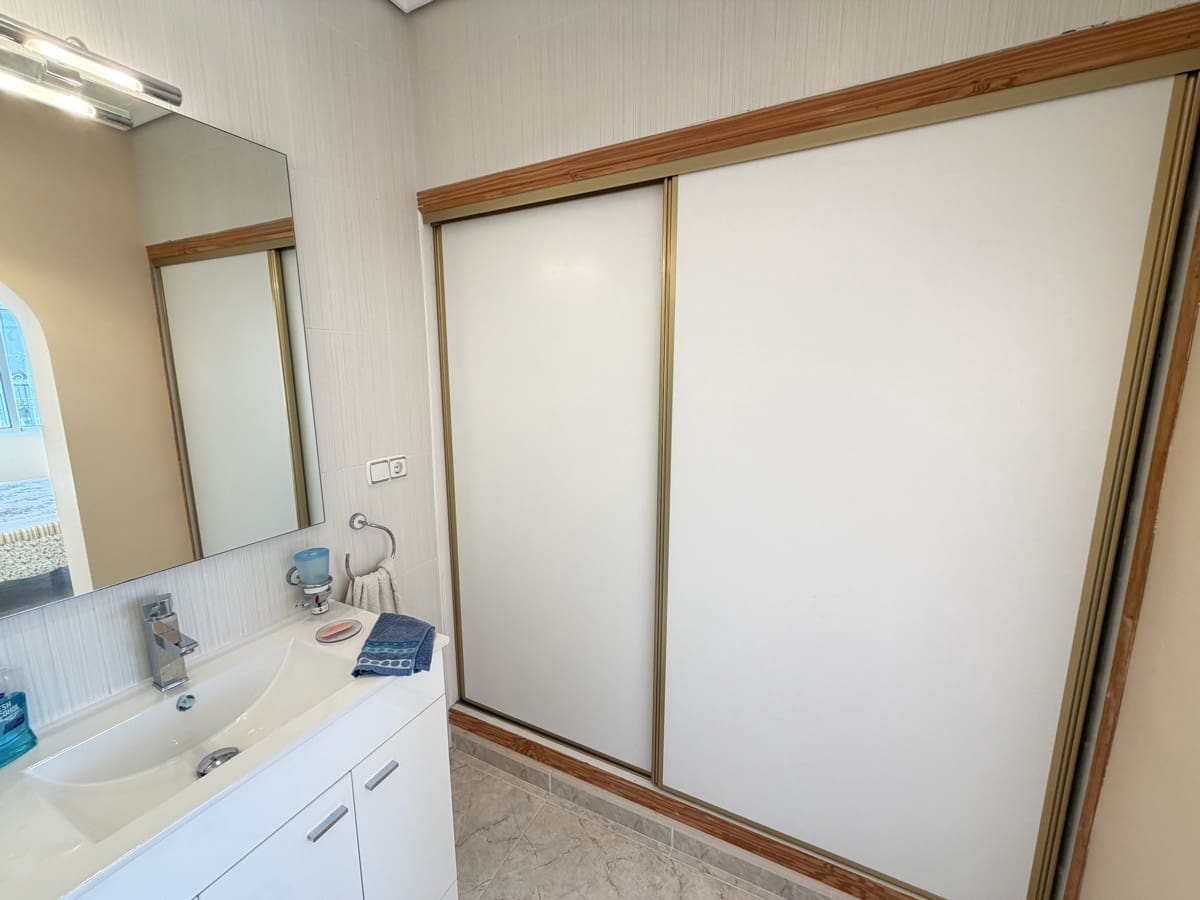 3 camera da letto Villa in vendita in Villamartin con piscina - 399.000 € (Rif: 9688642)