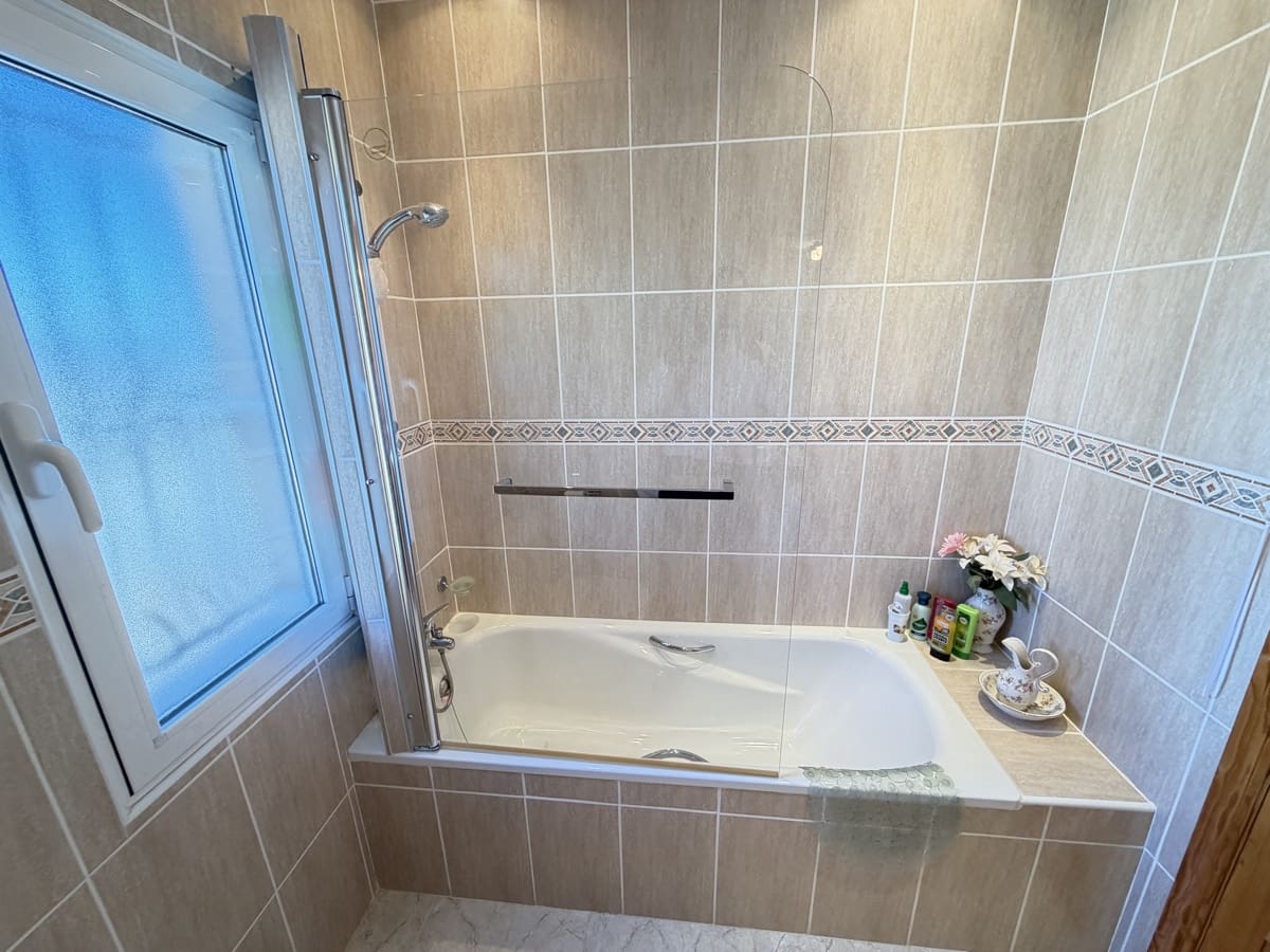 3 camera da letto Villa in vendita in Villamartin con piscina - 399.000 € (Rif: 9688642)