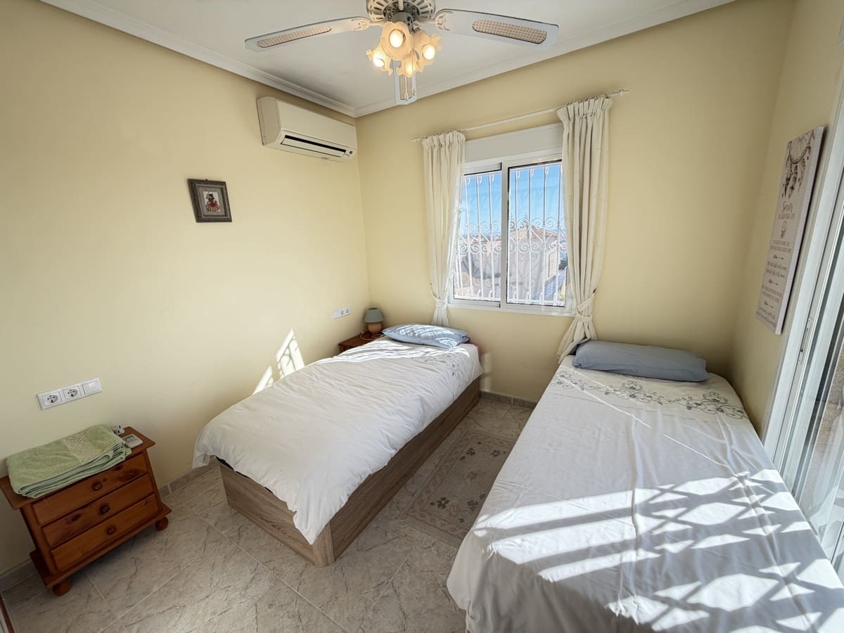 3 camera da letto Villa in vendita in Villamartin con piscina - 399.000 € (Rif: 9688642)