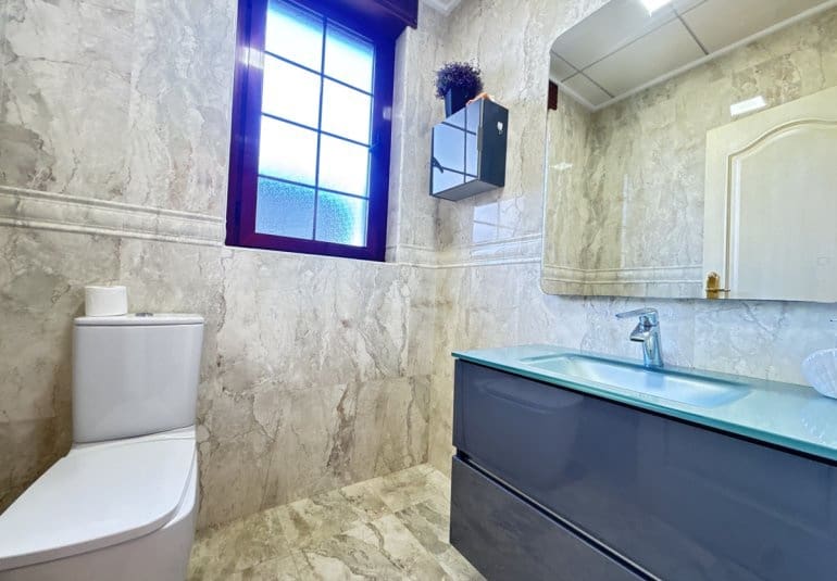 4 bedroom Villa for sale in Cabo Roig with pool - € 1,700,000 (Ref: 9730548)