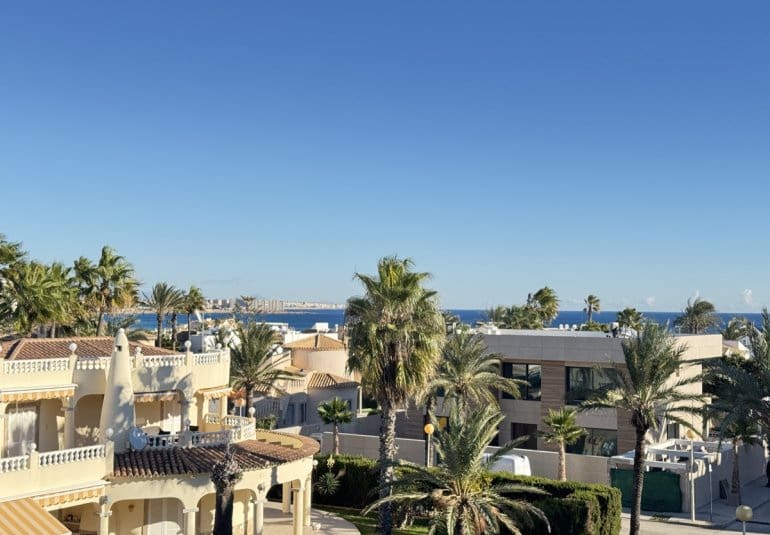 4 bedroom Villa for sale in Cabo Roig with pool - € 1,700,000 (Ref: 9730548)