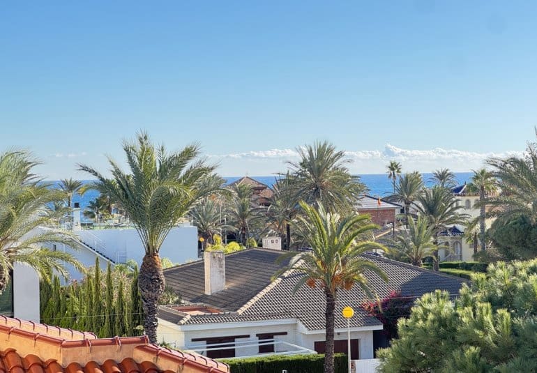 4 bedroom Villa for sale in Cabo Roig with pool - € 1,700,000 (Ref: 9730548)