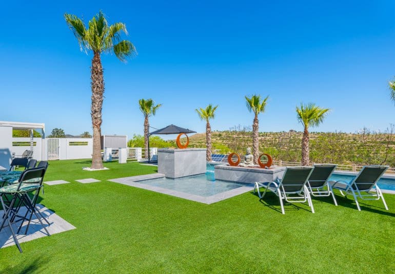 5 bedroom Villa for sale in Torremendo with pool - € 1,695,000 (Ref: 9730549)