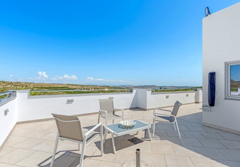 5 bedroom Villa for sale in Torremendo with pool - € 1,695,000 (Ref: 9730549)