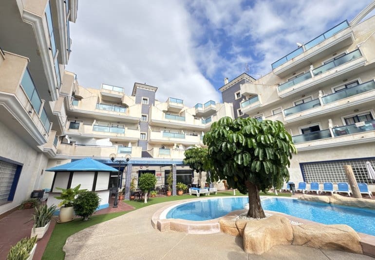 2 chambre Appartement à vendre à Cabo Roig avec piscine - 189 995 € (Ref: 9730550)