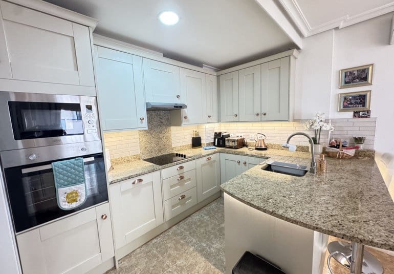 2 chambre Appartement à vendre à Cabo Roig avec piscine - 189 995 € (Ref: 9730550)