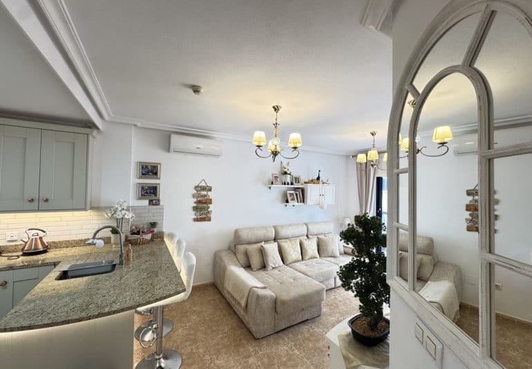 2 chambre Appartement à vendre à Cabo Roig avec piscine - 189 995 € (Ref: 9730550)