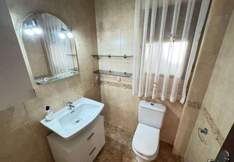 3 soverom Hus til salgs i San Miguel de Salinas med svømmebasseng - € 249 000 (Ref: 9730552)