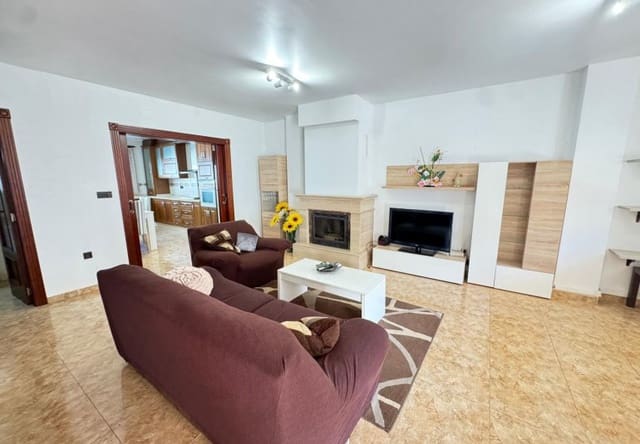 3 Zimmer Haus zu verkaufen in San Miguel de Salinas mit Pool - 249.000 € (Ref: 9730552)