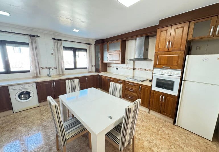 3 soverom Hus til salgs i San Miguel de Salinas med svømmebasseng - € 249 000 (Ref: 9730552)