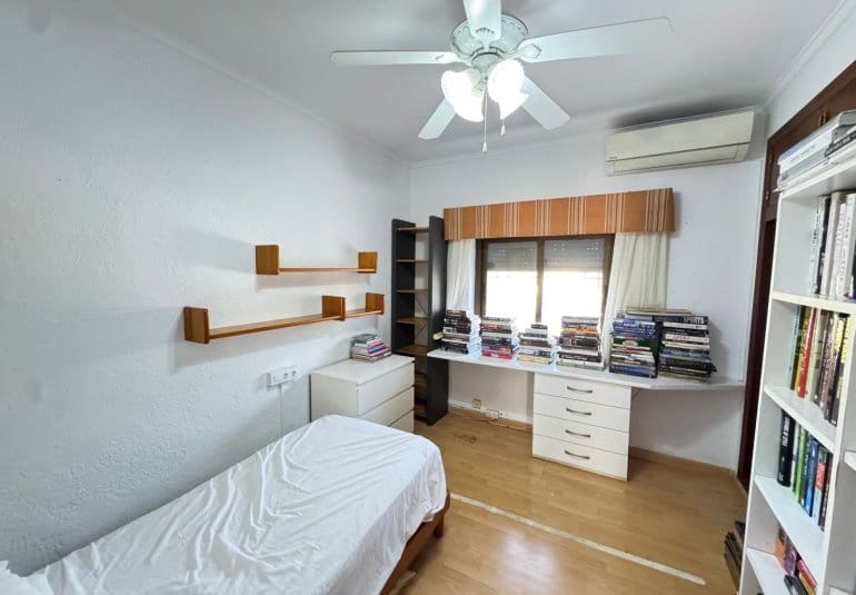 3 bedroom Villa for sale in Cabo Roig with pool - € 850,000 (Ref: 9730553)