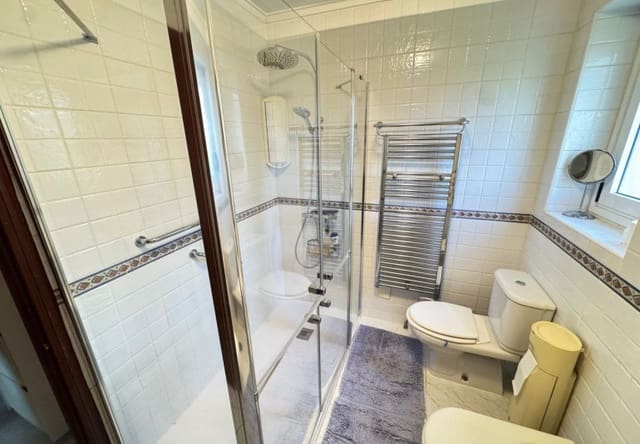 3 Zimmer Villa zu verkaufen in Cabo Roig, Orihuela mit Pool - 790.000 € (Ref: 9730553)