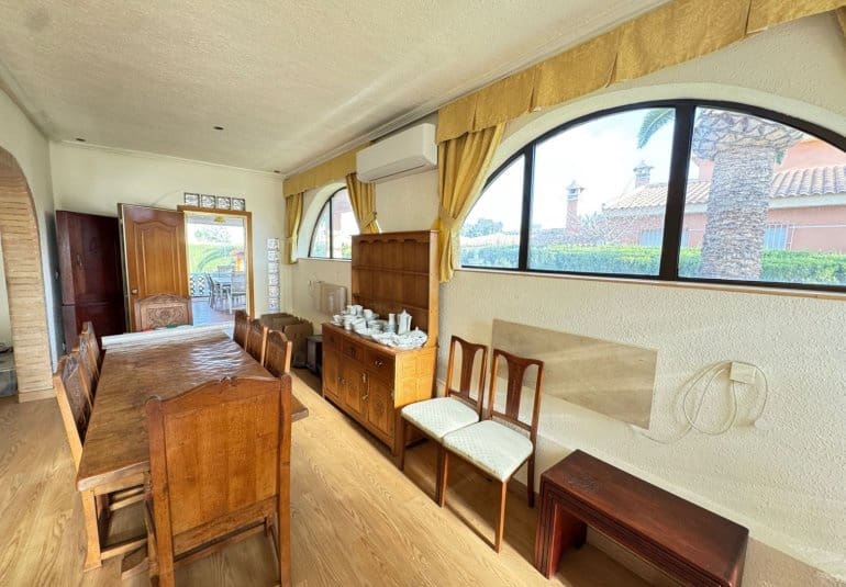 3 bedroom Villa for sale in Cabo Roig with pool - € 850,000 (Ref: 9730553)