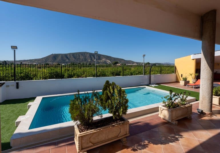 5 chambre Finca/Maison de Campagne à vendre à Orihuela Costa avec piscine - 675 000 € (Ref: 9730554)