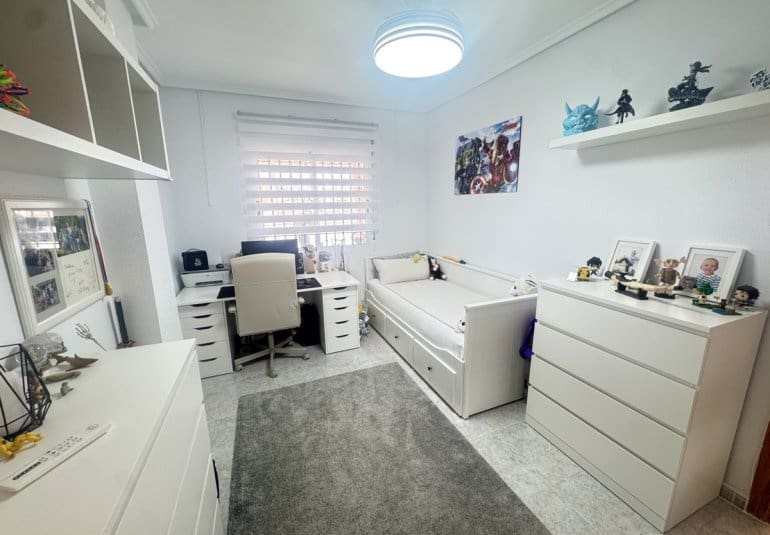 4 sypialnia Willa na sprzedaż w Villamartin z basenem - 379 000 € (Ref: 9730556)