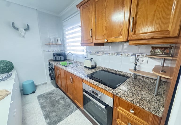 4 sypialnia Willa na sprzedaż w Villamartin z basenem - 379 000 € (Ref: 9730556)