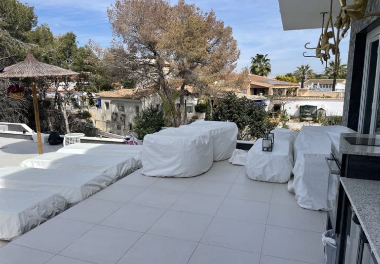 4 makuuhuone Huvila myytävänä paikassa Los Balcones mukana uima-altaan - 650 000 € (Ref: 9730557)