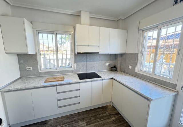 4 camera da letto Villa in vendita in Ciudad Quesada, Rojales con piscina - 540.000 € (Rif: 9730559)